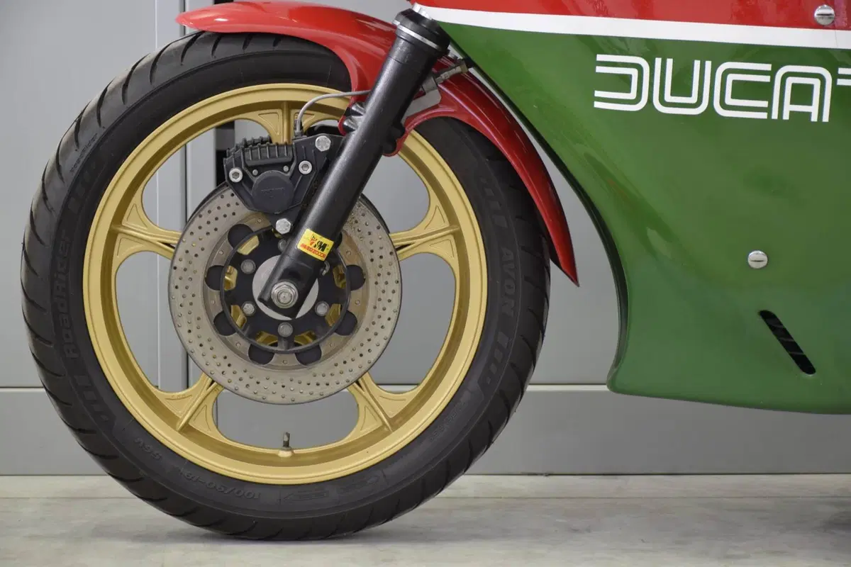 Ducati MHR 900 (8)