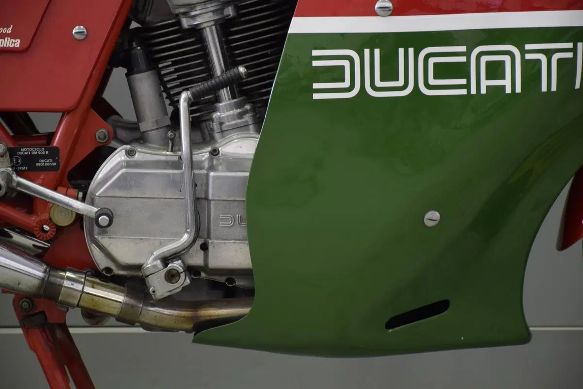 Ducati MHR 900 (12)