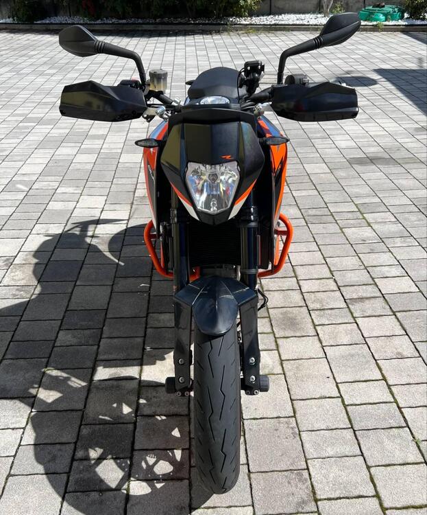 KTM 690 Duke R (2016 -17) (2)