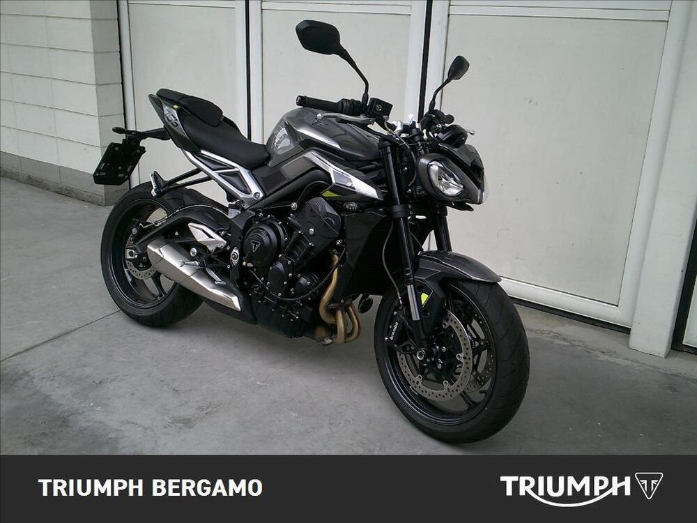 Triumph Street Triple R (2020 - 23) (2)