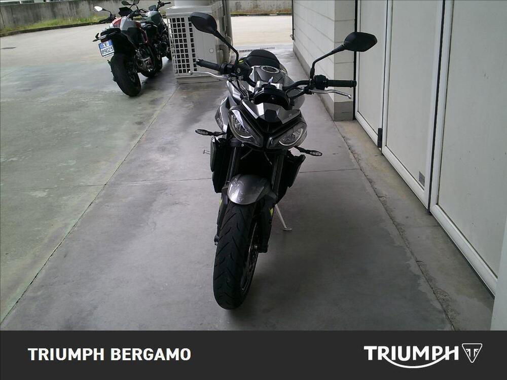 Triumph Street Triple R (2020 - 23) (5)