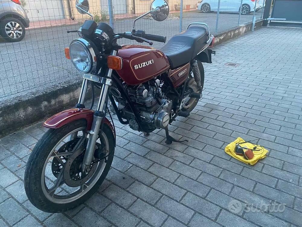 Suzuki GS 650 GT (2)