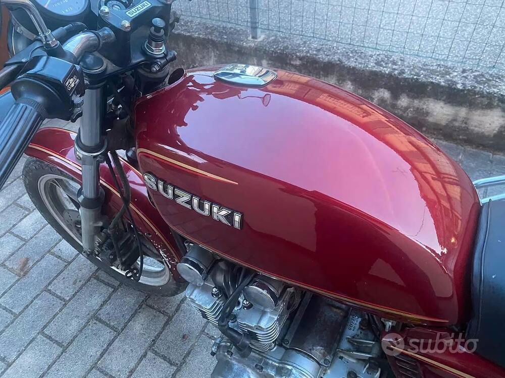 Suzuki GS 650 GT (5)