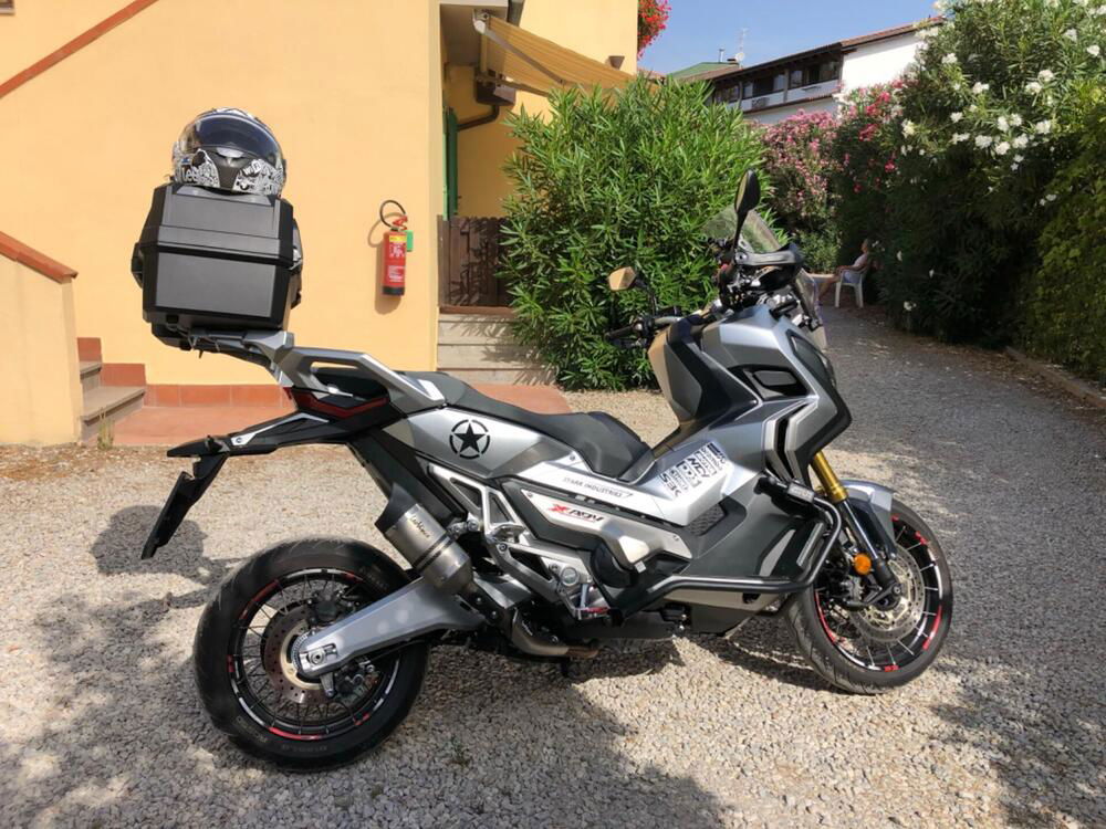 Honda X-ADV 750 (2017) (2)