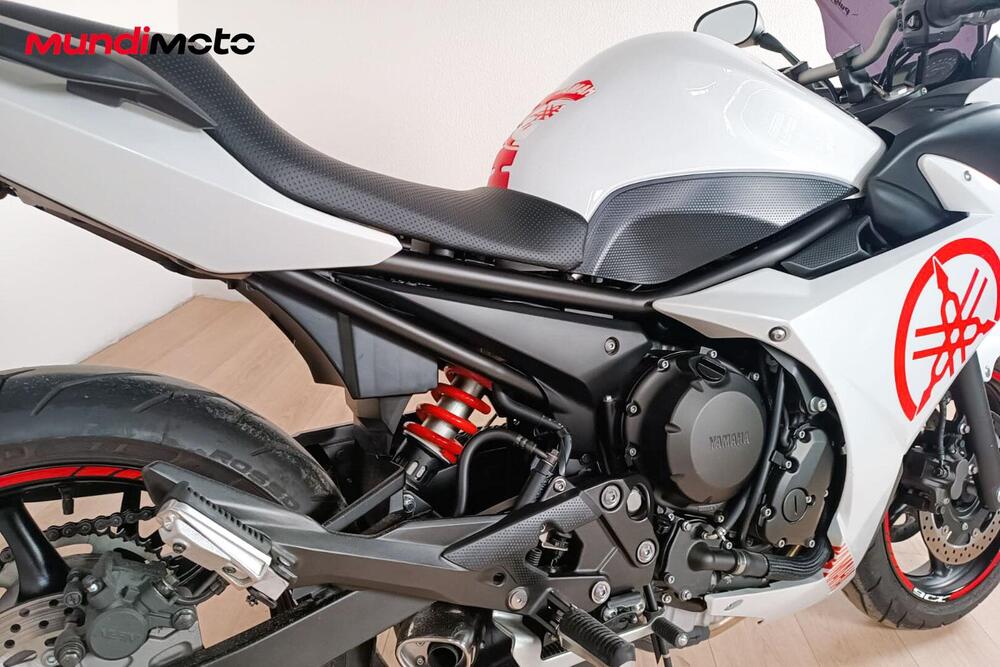 Yamaha XJ6 Diversion F (2010 - 16) (4)