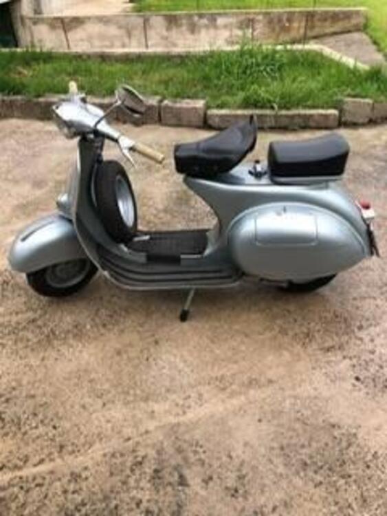 Piaggio Vespa 150 VL (3)