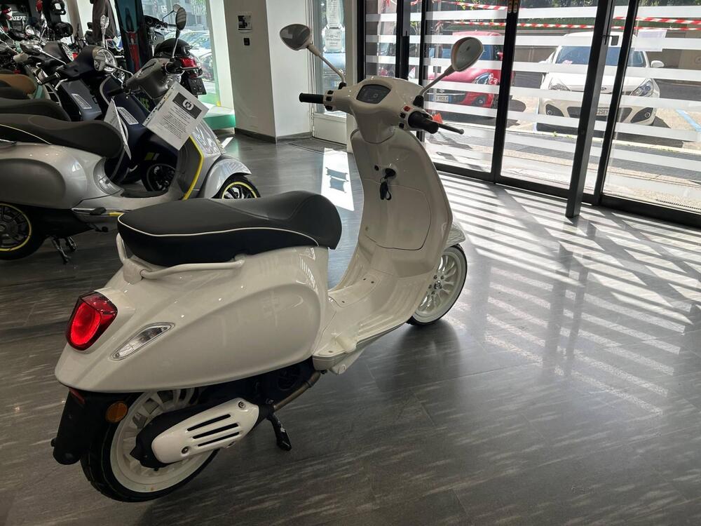 Vespa Sprint 125 3V ie Sport ABS (2021 - 22) (3)