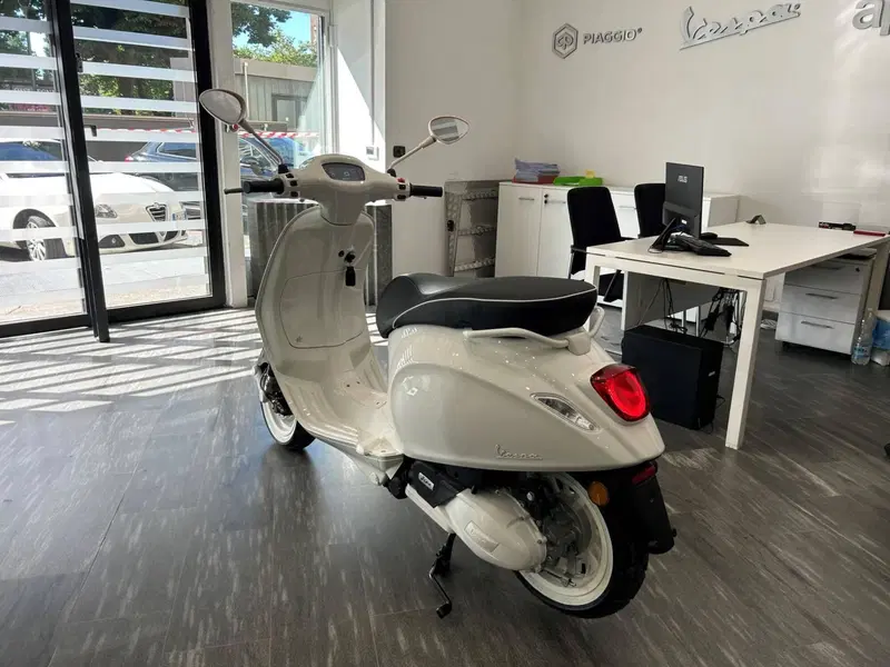 Vespa Sprint 125 3V ie Sport ABS (2021 - 22) (9)