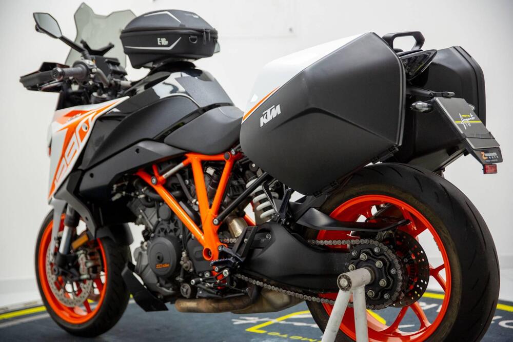 KTM 1290 Super Duke GT (2019 - 20) (5)