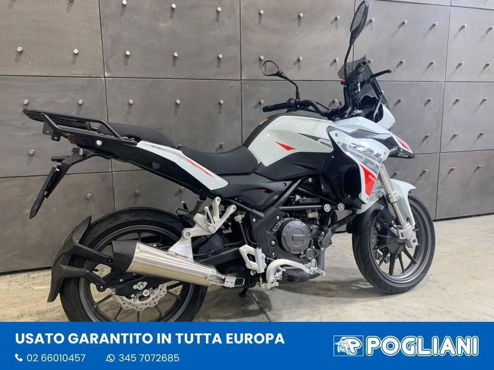 Benelli TRK 251 (2022 - 24) (2)