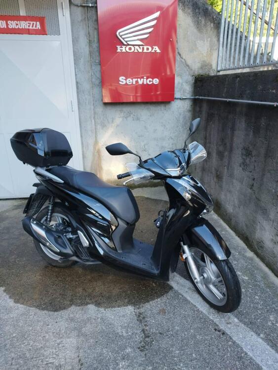 Honda SH 150i (2020 - 24) (2)