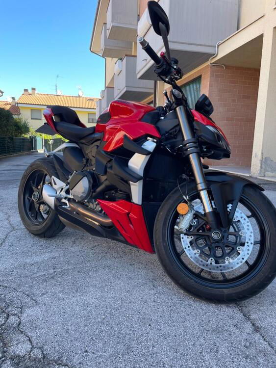 Ducati Streetfighter V2 (2022 - 24)