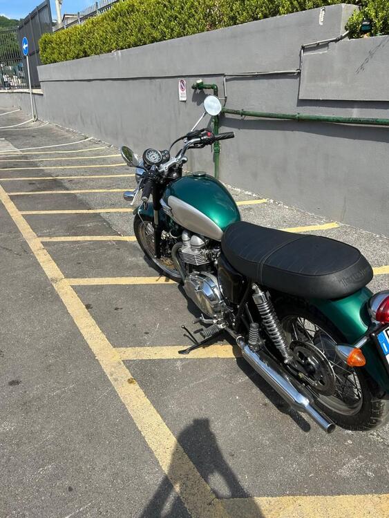 Triumph Bonneville 800 (2000 - 01) (2)