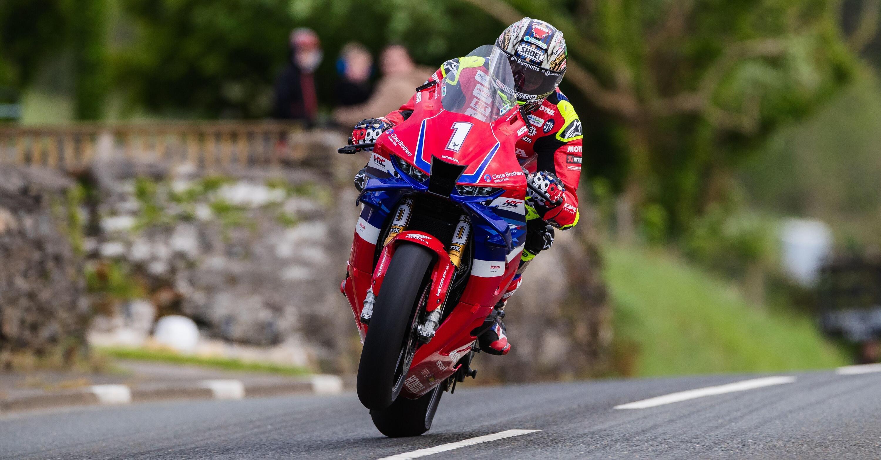 #storiedalTT: ecco cosa succede al Tourist Trophy 2024 - News - Moto.it