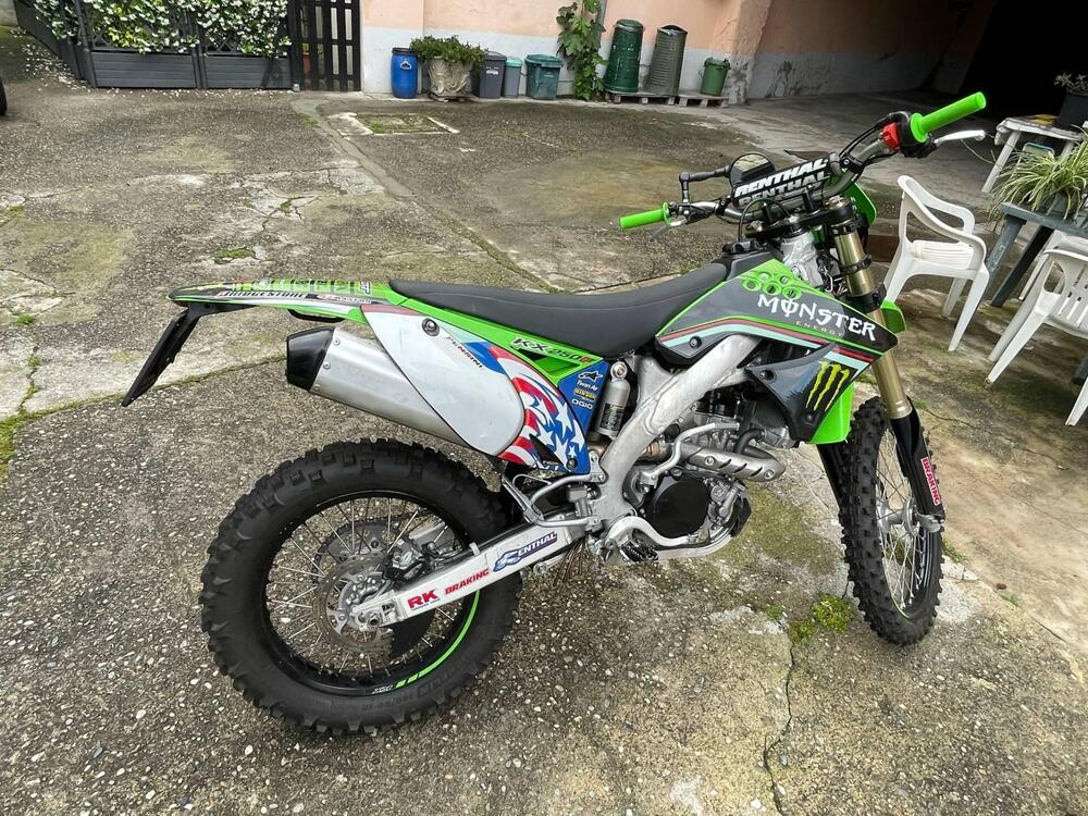 Kawasaki KX 250 F (2009) (4)