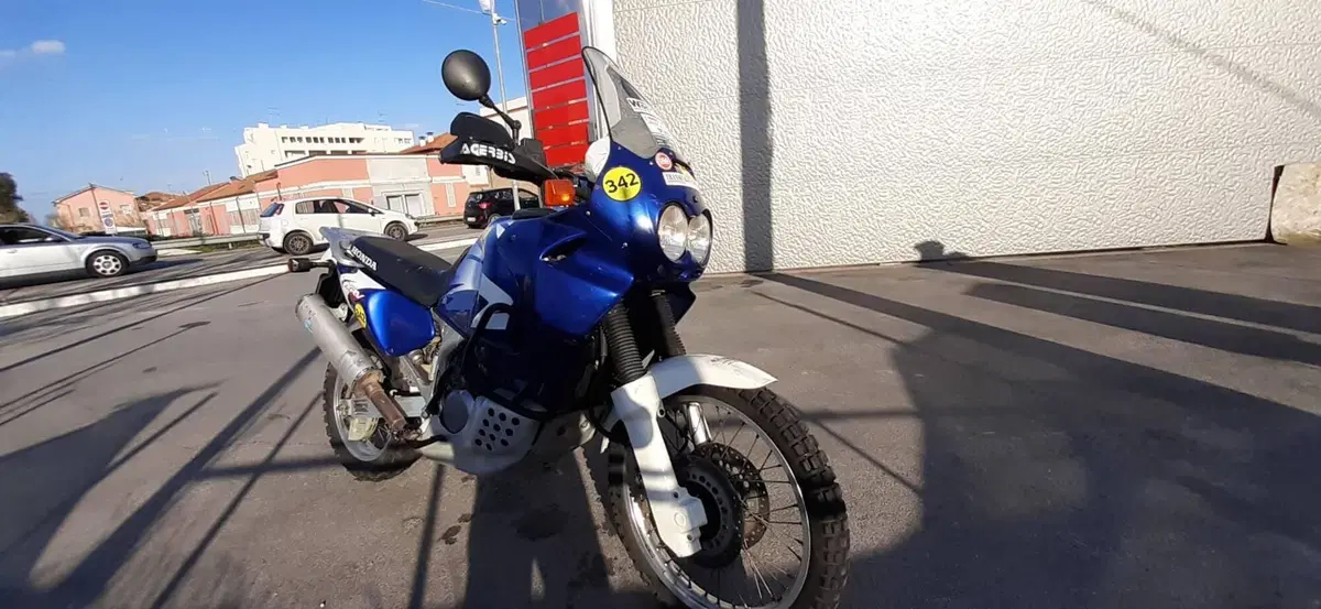 Honda Africa Twin XRV 750 (1996 - 02) (6)
