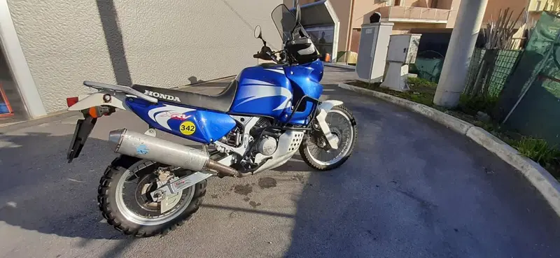 Honda Africa Twin XRV 750 (1996 - 02) (7)