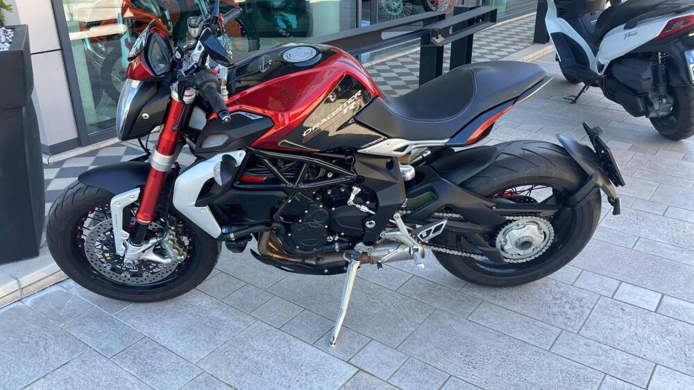 MV Agusta Dragster 800 RR (2015 - 17)