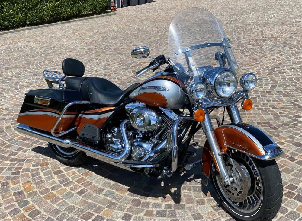 Harley-Davidson 1584 Road King Classic (2007 - 11) - FLHRCI (2)