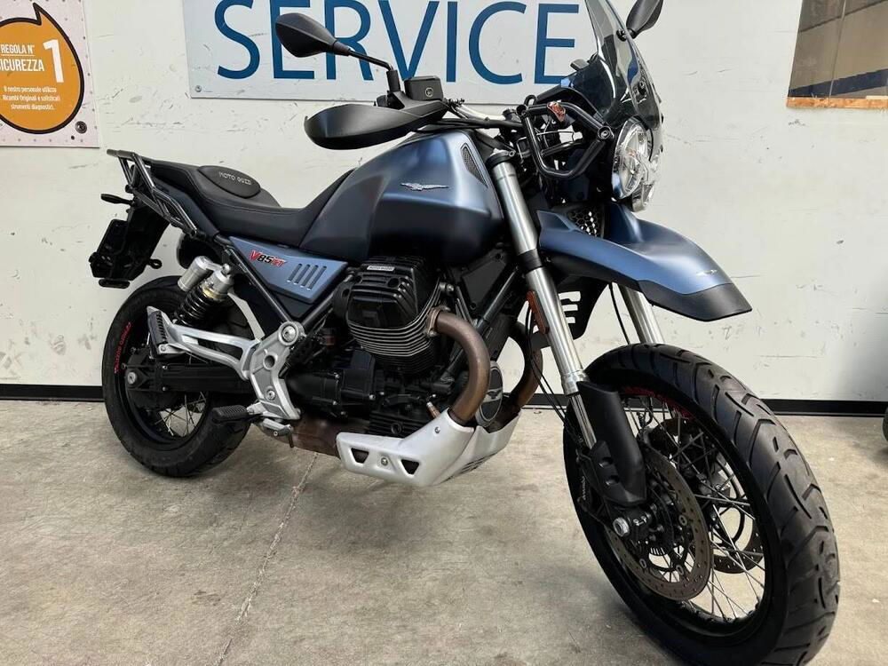 Moto Guzzi V85 TT (2019 - 20) (2)