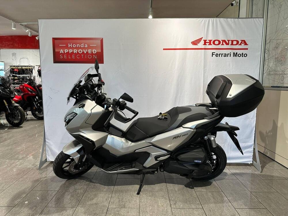 Honda ADV 350 (2022 - 24) (4)