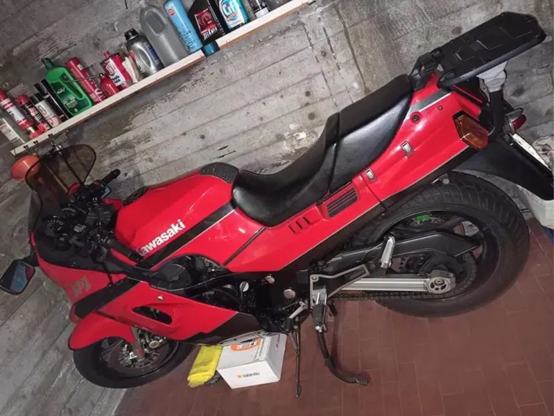 Kawasaki Gpz1000 (6)