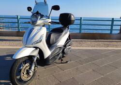 Piaggio Beverly 350 SportTouring ie ABS (2011 - 17) usata