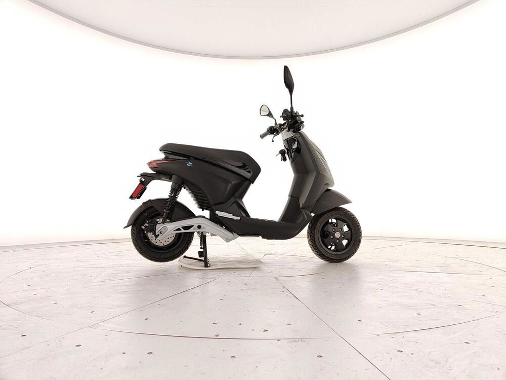 Piaggio 1 (2022 - 24) (5)