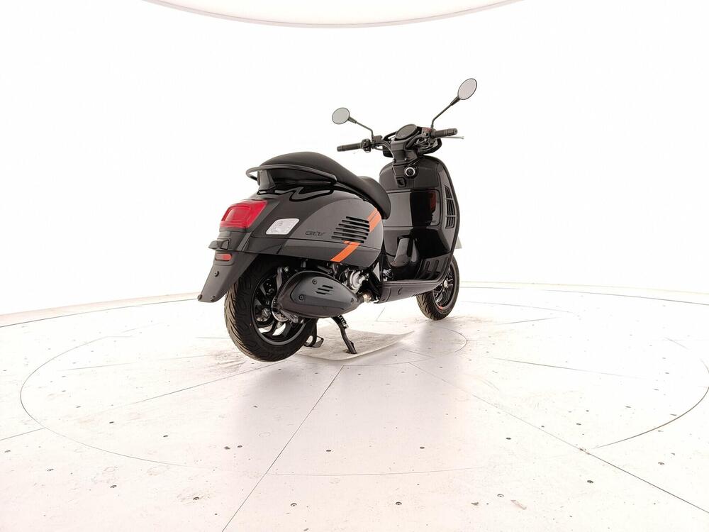 Vespa GTV 300 Hpe (2023 - 24) (4)