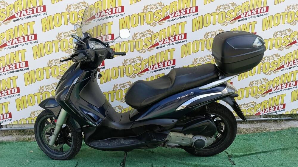 Piaggio Beverly 300 i.e. (2010 - 16) (3)