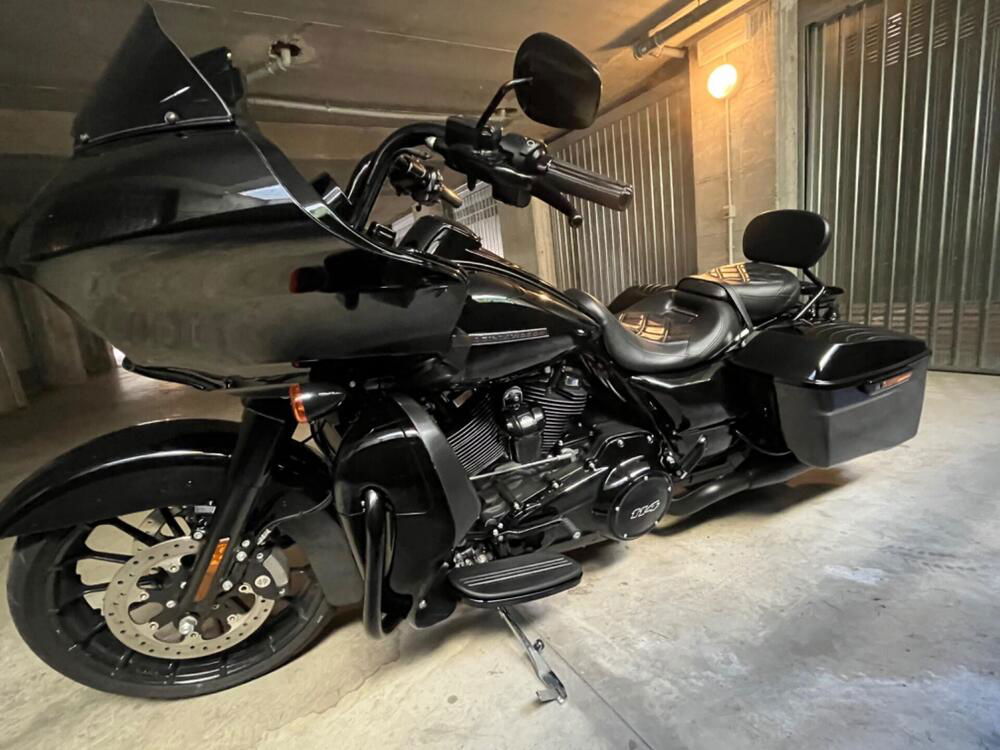 Harley-Davidson 114 Road Glide Special (2019 - 20) - FLTRXS (2)