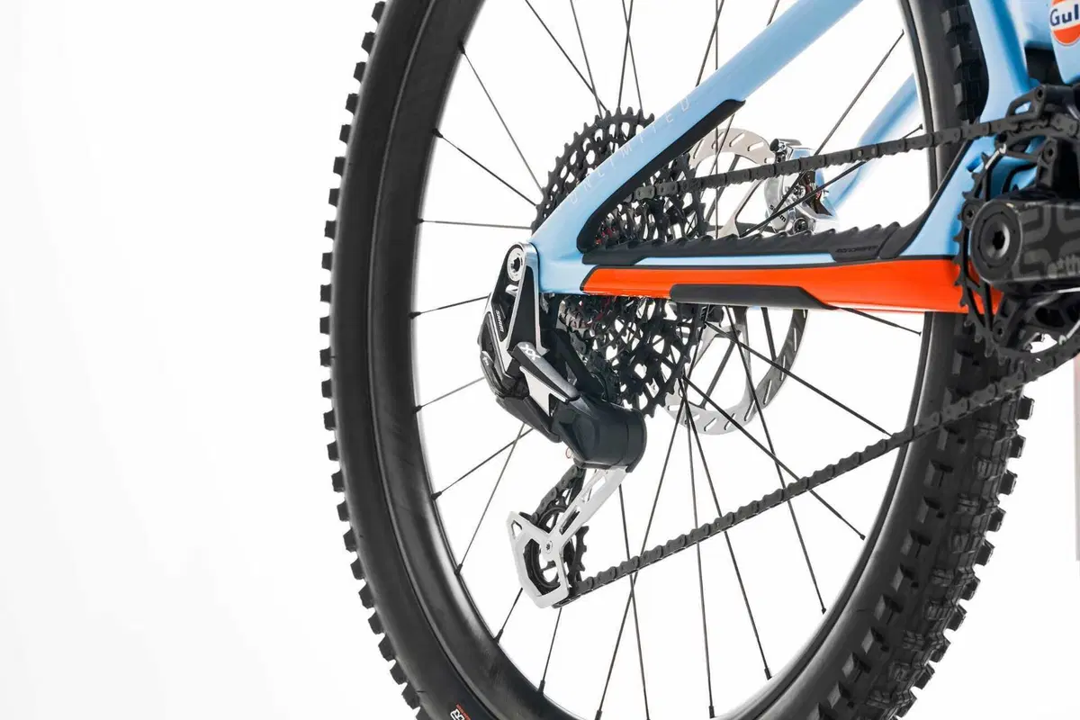 Solo 50 pezzi per la Mondraker NEAT Unlimited Gulf in edizione limitata (6)