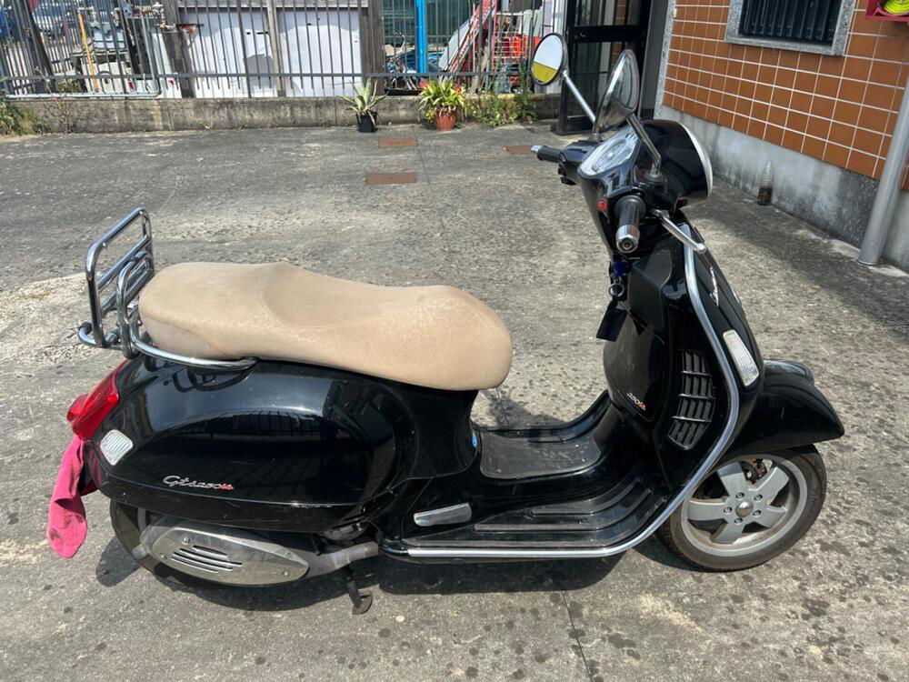 Vespa GTS 250 i.e. (5)