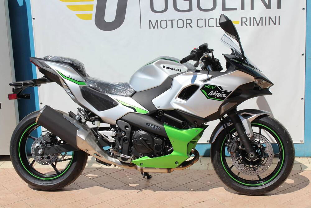 Kawasaki Ninja 7 Hybrid (2024) (4)