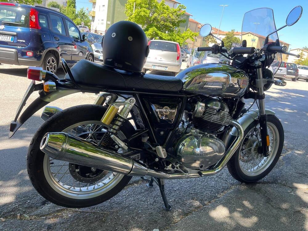 Royal Enfield Interceptor 650 Chrome (2020) (2)