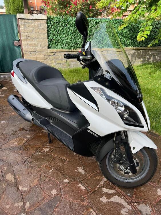 Kymco Downtown 300i ABS (2009 - 17) (4)