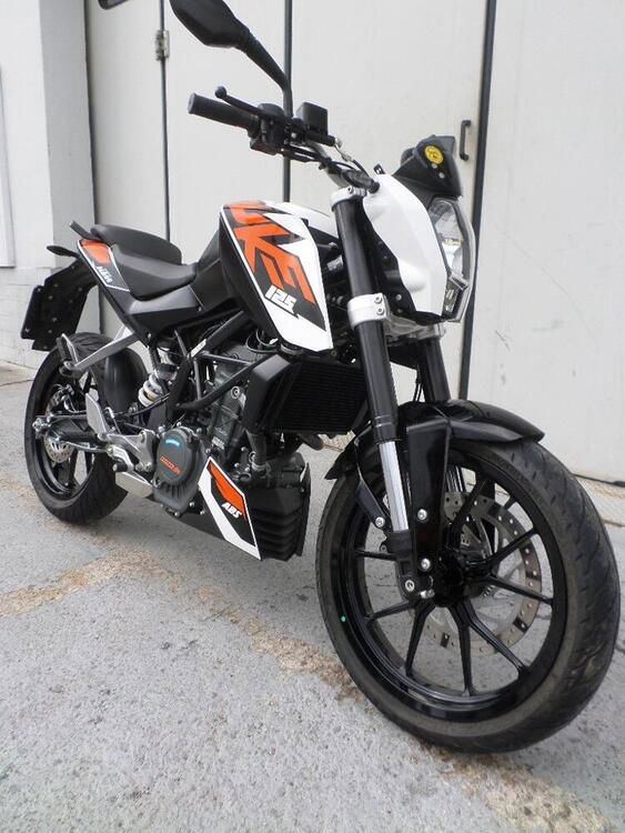 KTM 125 Duke ABS (2013 - 16) (2)