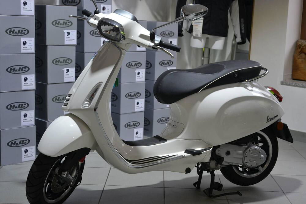 Vespa Sprint 50 4T 3V (2018 - 20) (5)