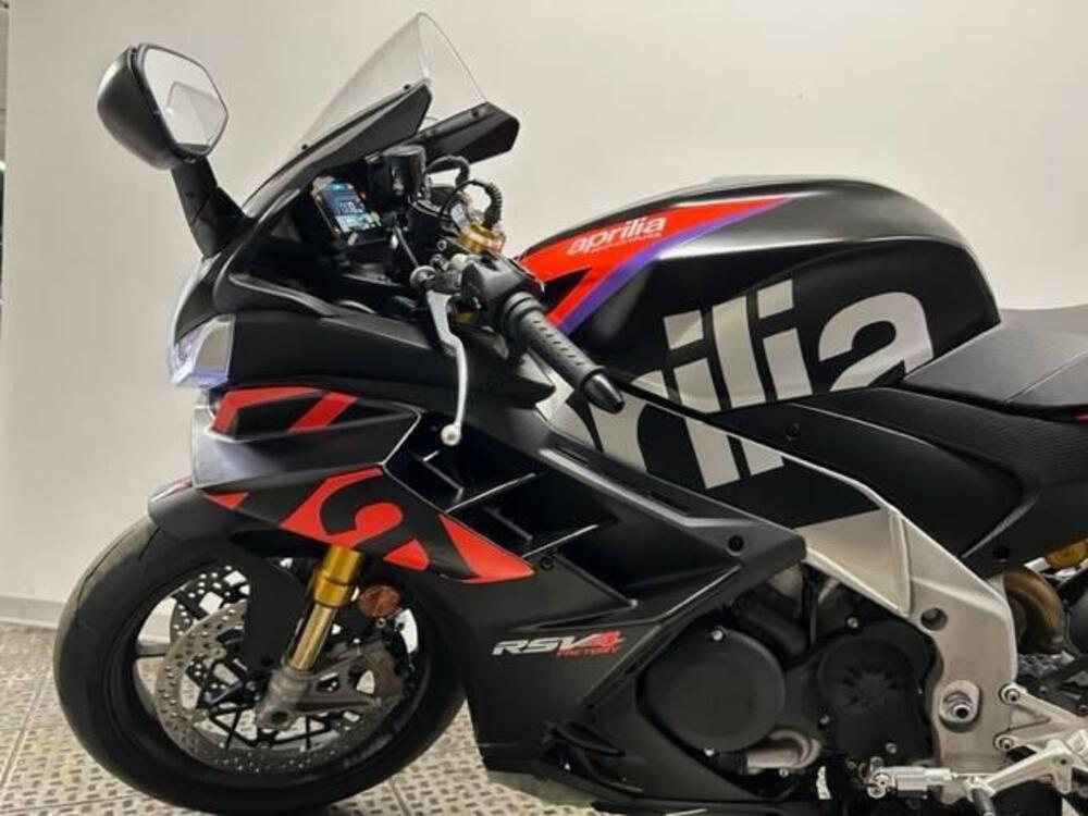 Aprilia RSV4 1100 Factory (2021 - 24) (5)