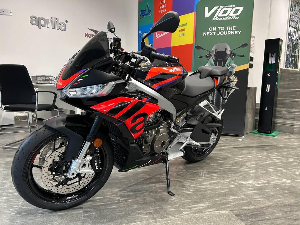 Aprilia Tuono 660 Factory (2022 - 24) (2)