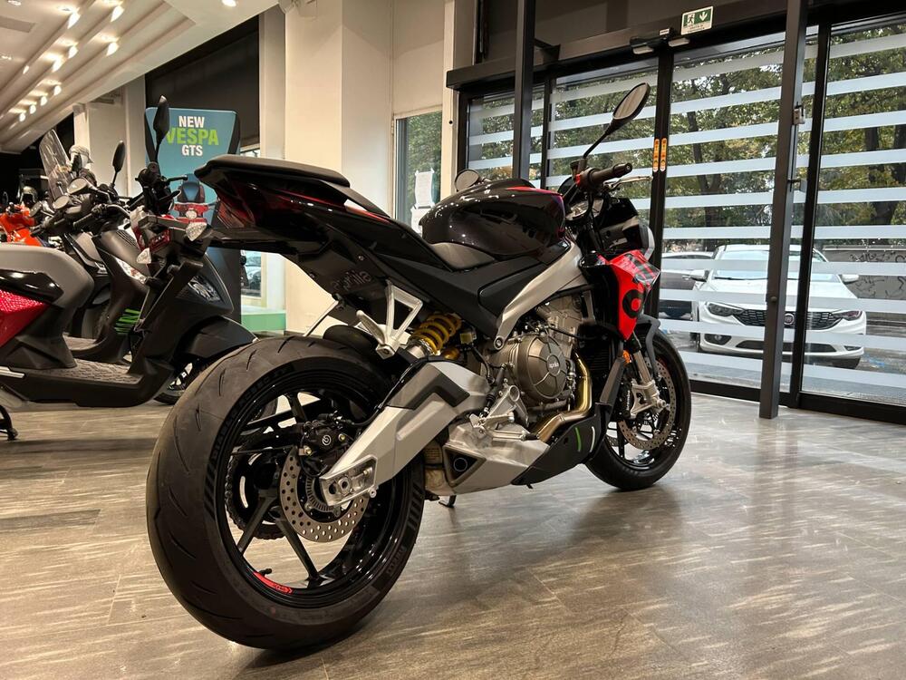 Aprilia Tuono 660 Factory (2022 - 24) (4)