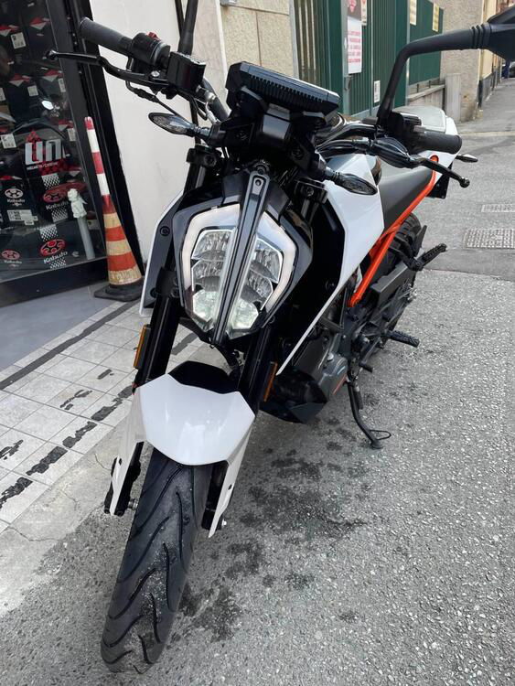 KTM 125 Duke (2021 - 23) (4)