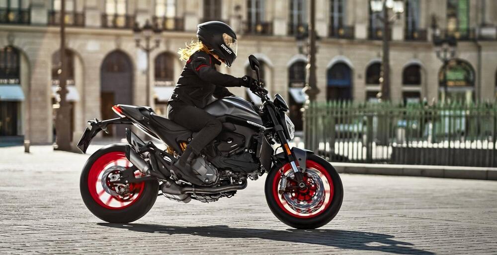 Ducati Monster 937 + (2021 - 24) (3)