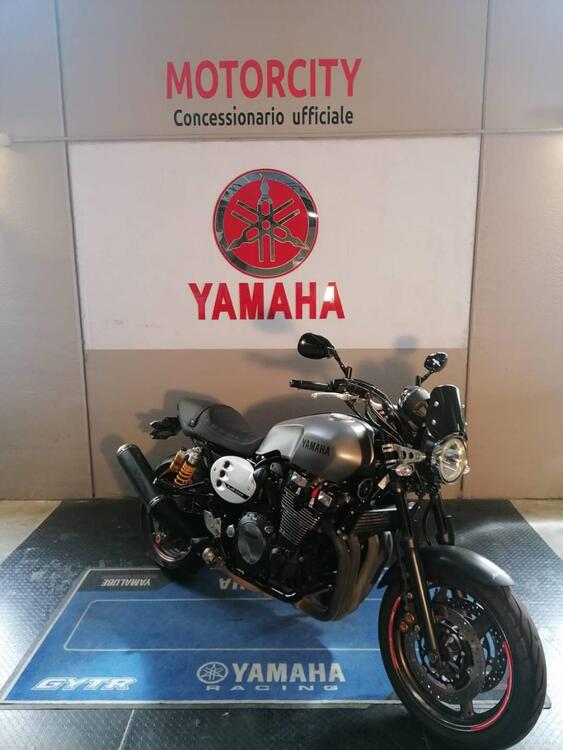 Yamaha XJR 1300 (2015 - 17) (2)