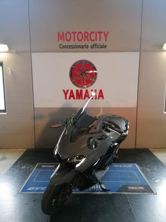 Yamaha T-Max 560 Tech Max (2021) (3)