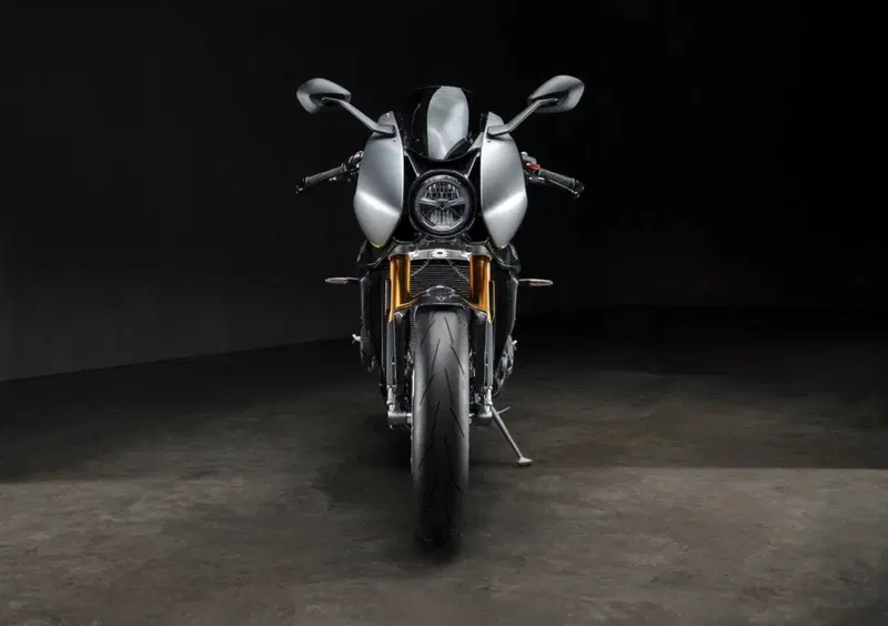 Triumph Speed Triple 1200 Speed Triple 1200 RR Breitling Edition (2024 - 25) (4)