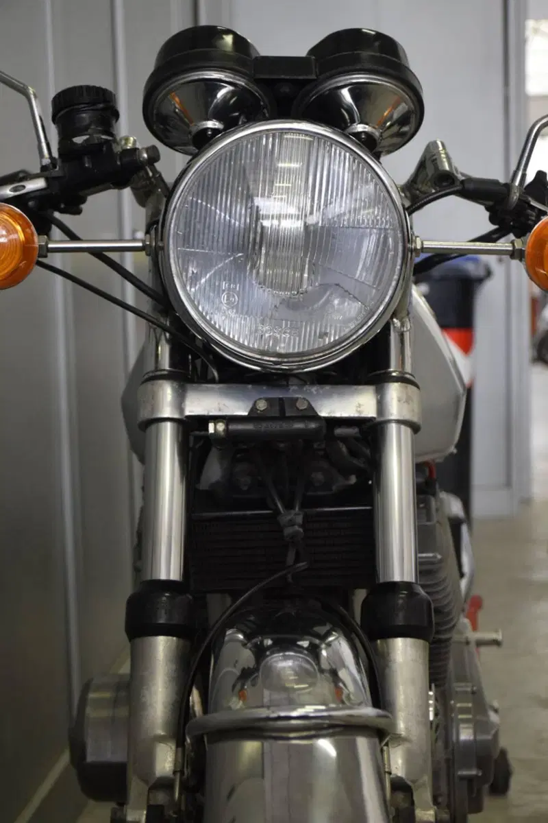Laverda 1000 (13)