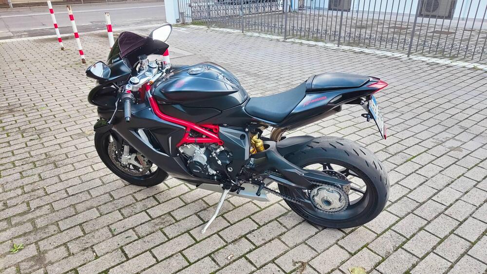 MV Agusta F3 800 EAS ABS (2013 - 17) (4)