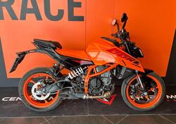 KTM 390 Duke (2024) usata