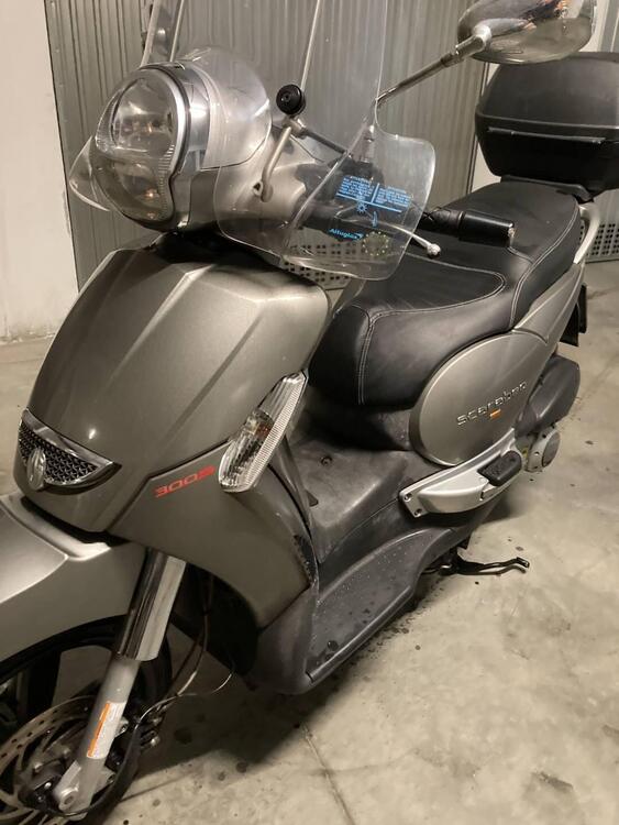 Aprilia Scarabeo 300 Special (2009 - 13) (3)